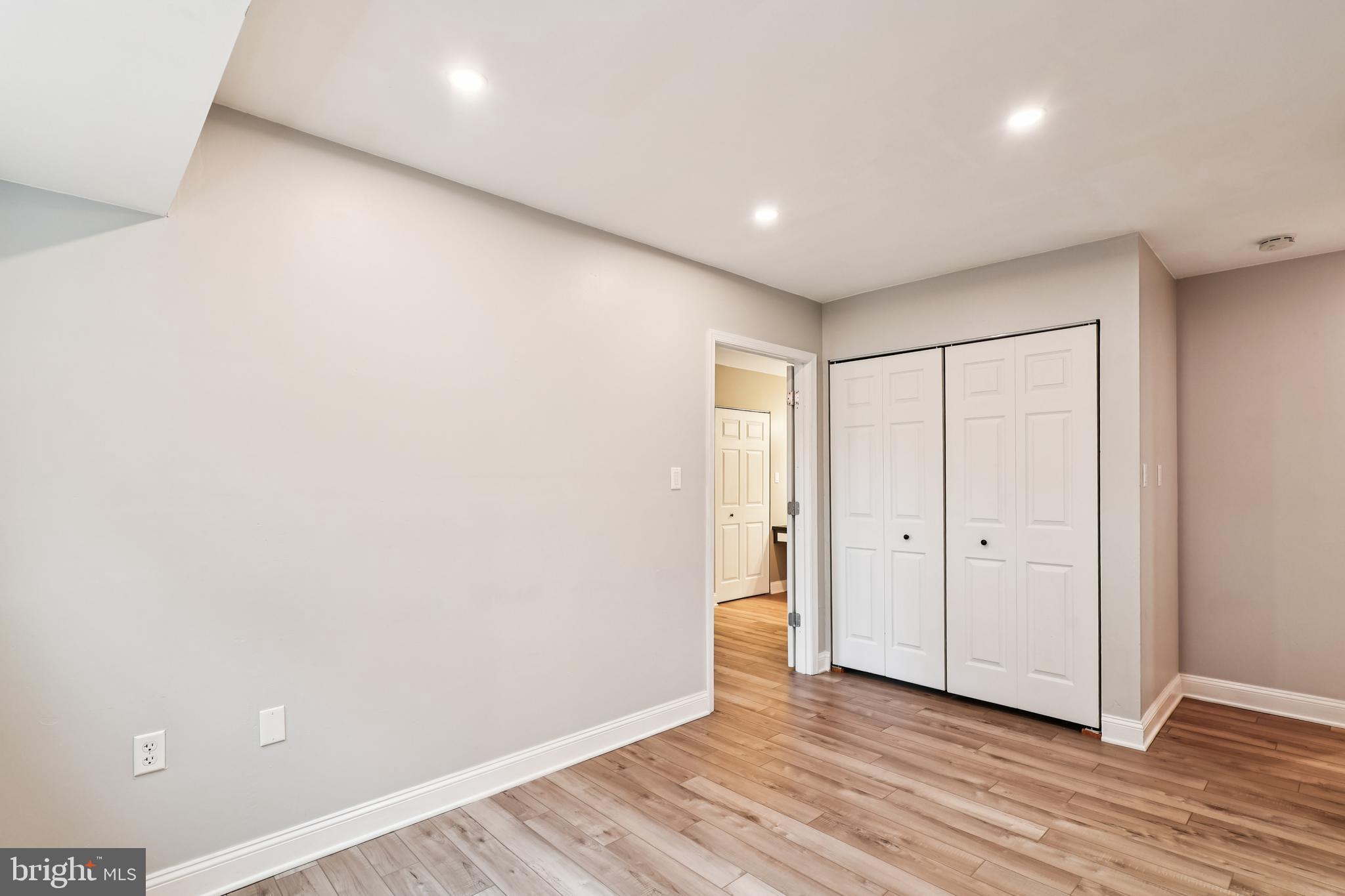 10 Silverwood Circle, Unit 10 Annapolis, MD 21403 - Photo 32 of 58 a view of an empty room