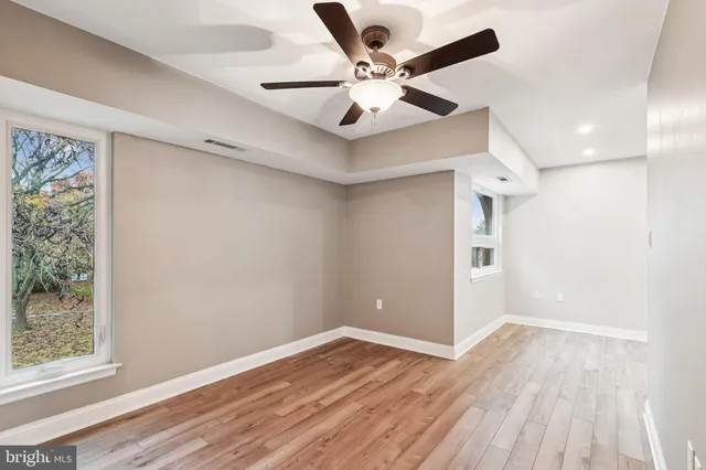 $305,000 | 10 Silverwood Circle, Unit 10, Annapolis, MD 21403