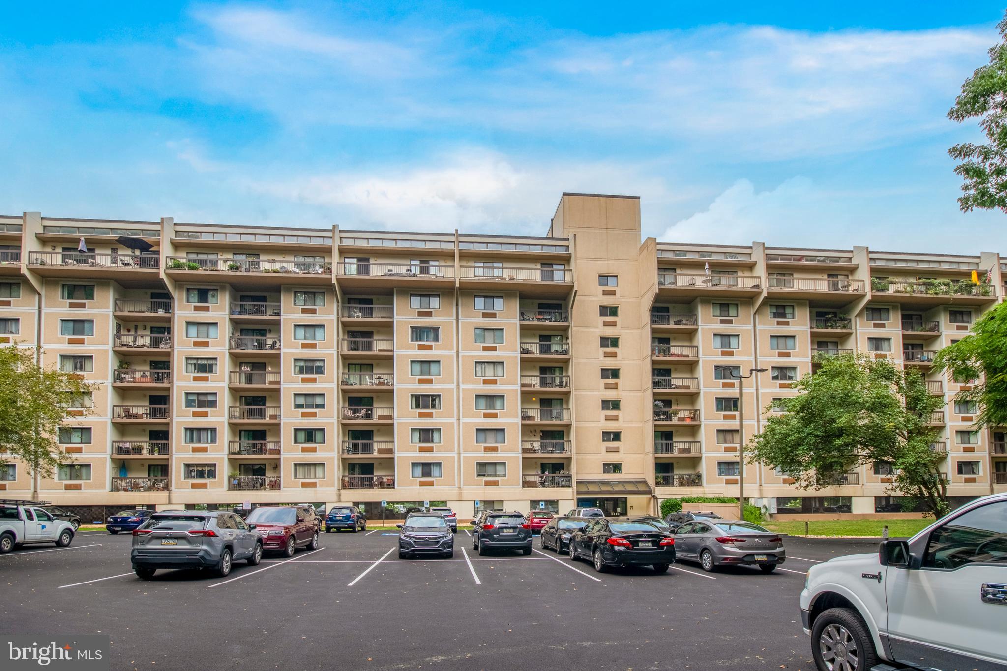 800 Avondale Road, Unit 6N Wallingford, PA 19086 - Photo 1 of 20 Exterior Front
