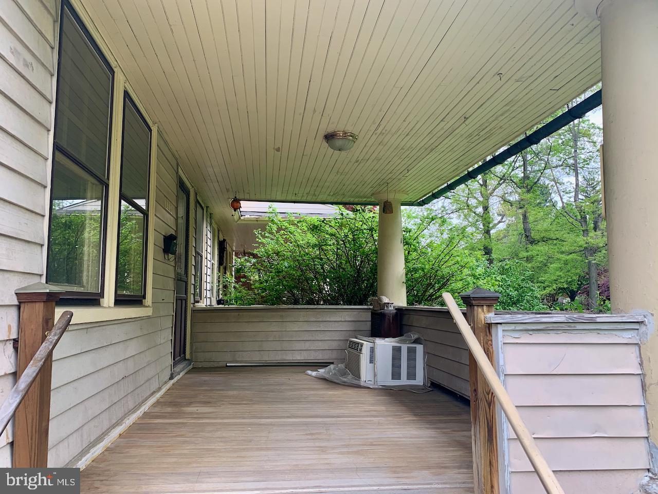 115 Walnut Avenue Wayne, PA 19087 - Photo 5 of 24 Front Porch