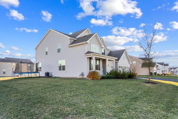 $499,000 | 668 Braemore Lane, Yorkville, IL 60560