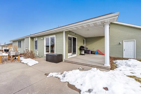 $449,900 | 544 Nicole Lane, Wrightstown, WI 54180
