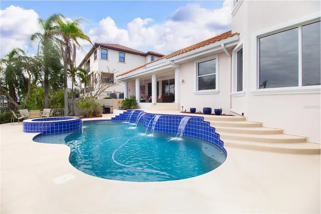 $2,399,000 | 301 Midway Island, Clearwater Beach, FL 33767