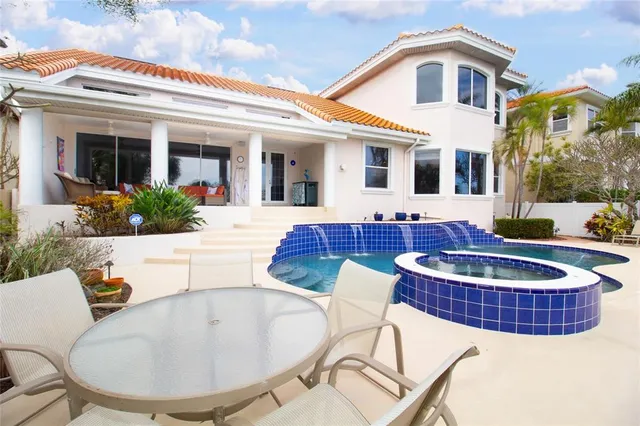 $2,399,000 | 301 Midway Island, Clearwater Beach, FL 33767