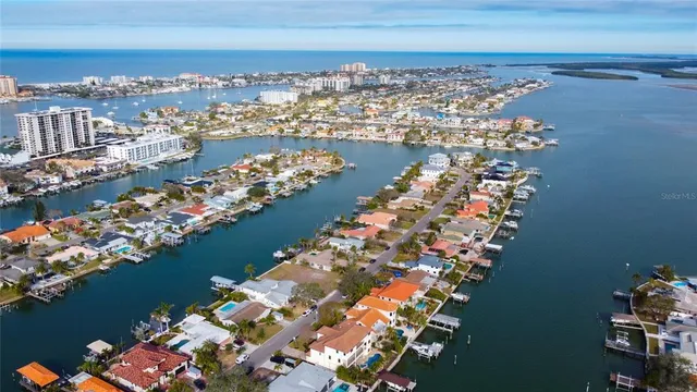$2,399,000 | 301 Midway Island, Clearwater Beach, FL 33767