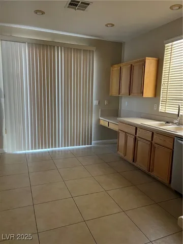 $1,895 | 9636 Rainfall Avenue, Las Vegas, NV 89147
