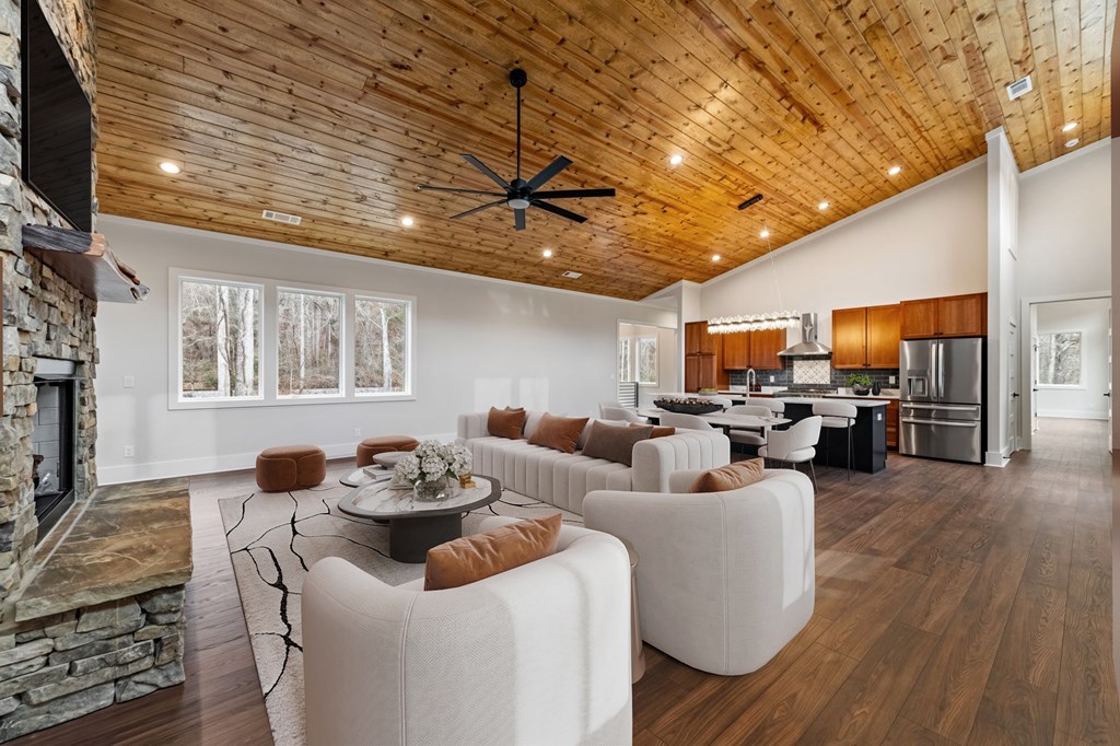 494 Riverbend Manor Blue Ridge, GA 30513 - Photo 29 of 100 VIRTUALLY STAGED