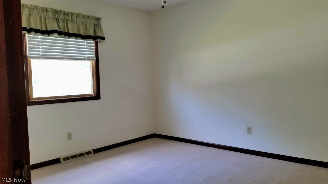 1249 Jacoby Road Akron, OH 44321 - Photo 12 of 27