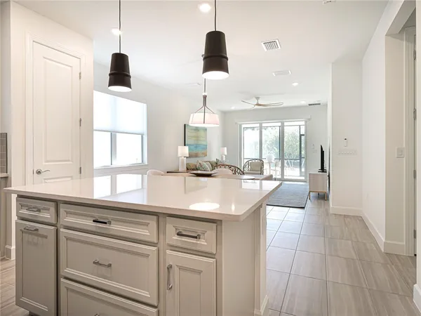 $2,975 | 1447 Harper Way, Vero Beach, FL 32960