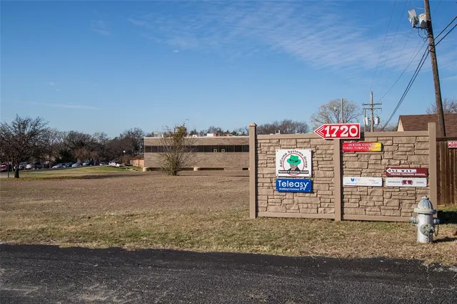 a view of a lake view