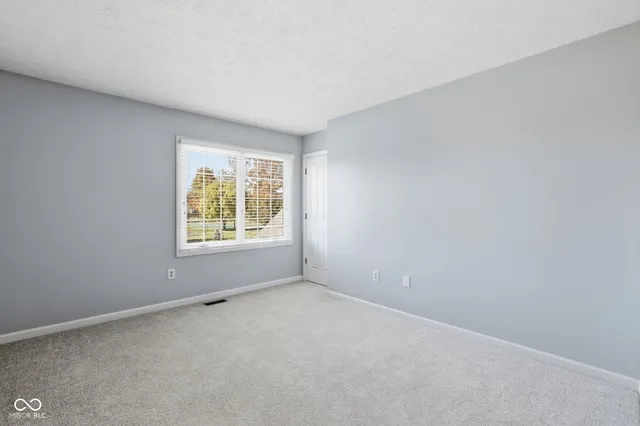 $525,000 | 9735 Logan Lane, Fishers, IN 46037