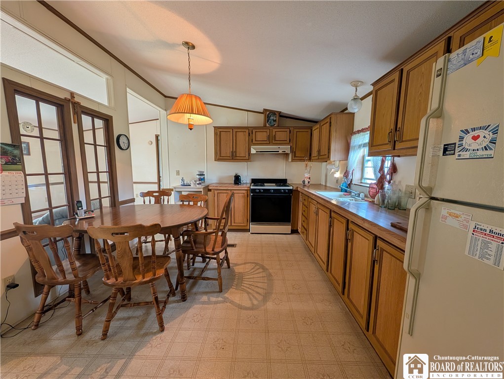10338 Beech Tree Road Ashford, NY 14171 - Photo 4 of 35 Gallery Image 4