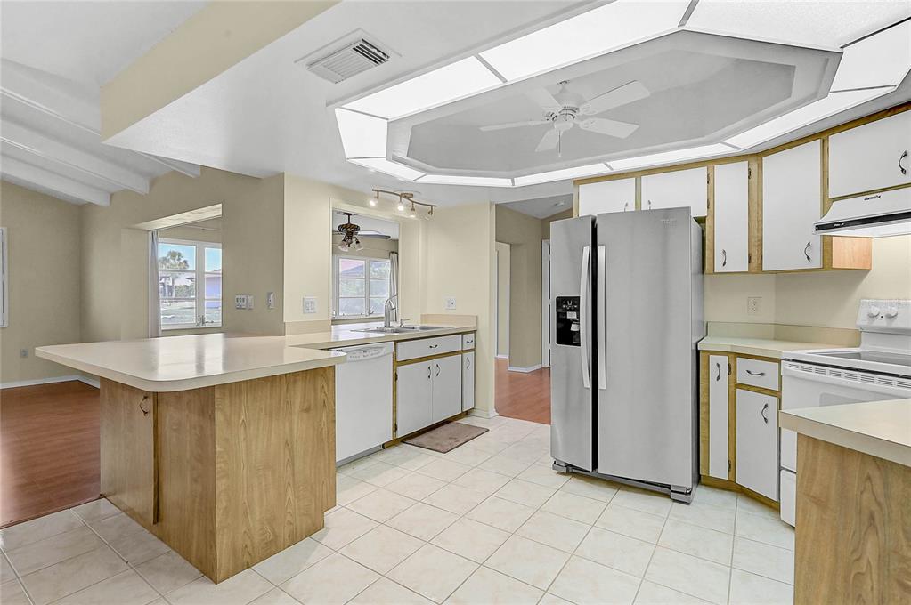 5852 Lincoln Road Venice, FL 34293 - Photo 6 of 37