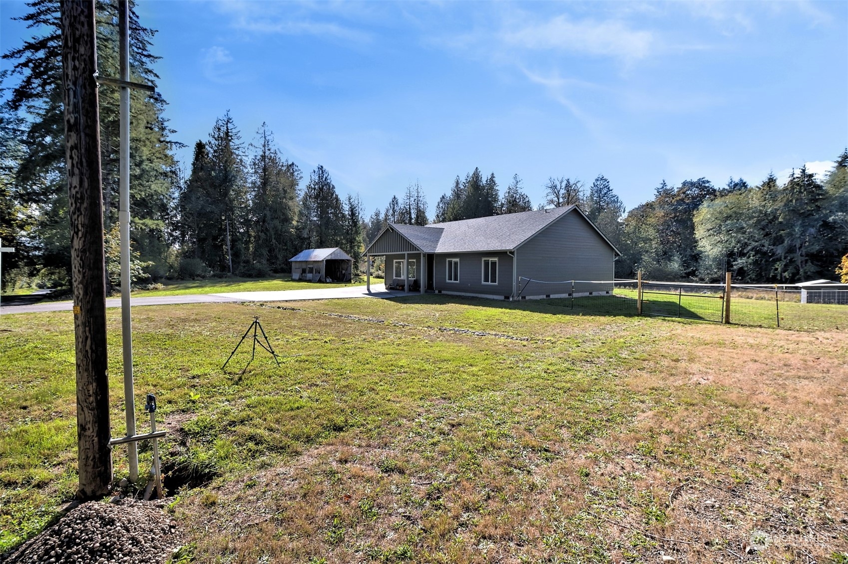 690 Stadium Beach Road West Grapeview, WA 98546 - Photo 4 of 37 Gallery Image 4