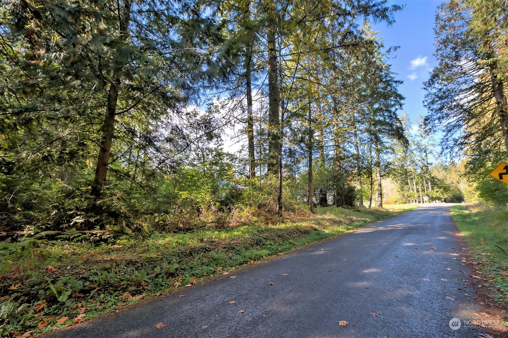 690 Stadium Beach Road West Grapeview, WA 98546 - Photo 8 of 37 Gallery Image 8