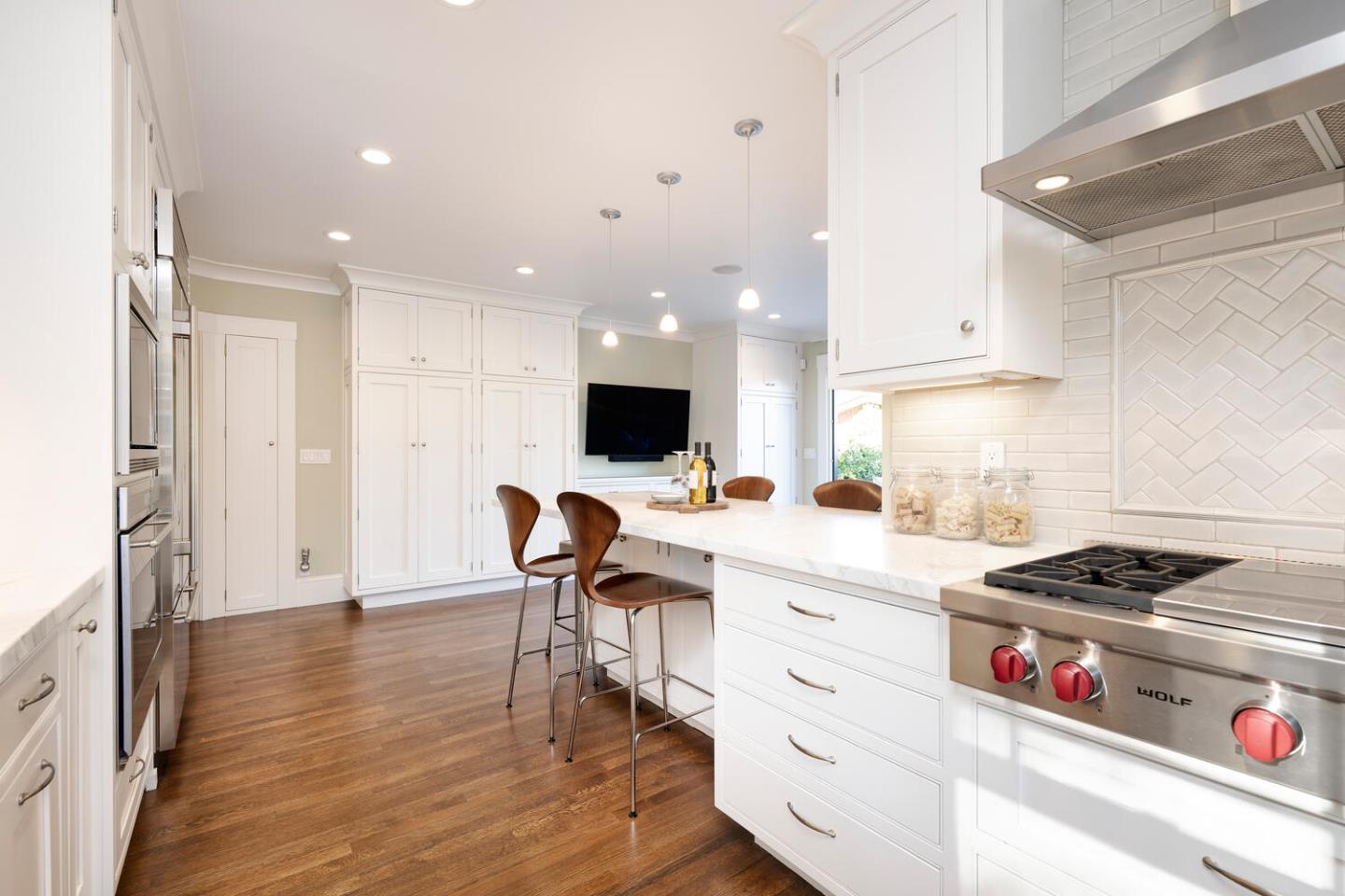 812 Newhall Road Burlingame, CA 94010 - Photo 16 of 32