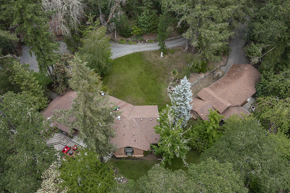 8075 North Applegate Road Grants Pass, OR 97527 - Photo 4 of 44 DJI_0559 a