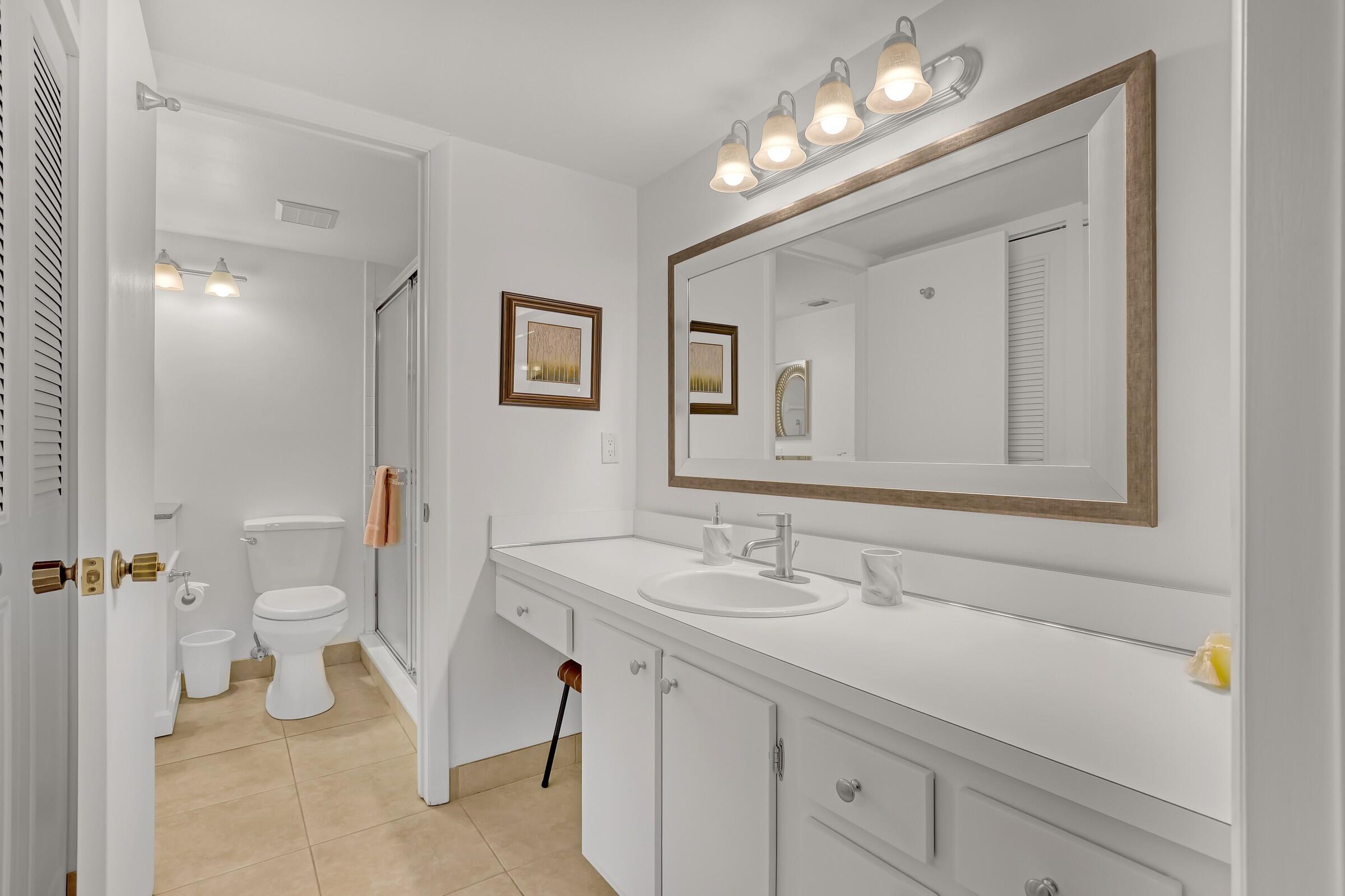 337 Pine Ridge Circle, Unit D2 Greenacres, FL 33463 - Photo 22 of 63 Image00027