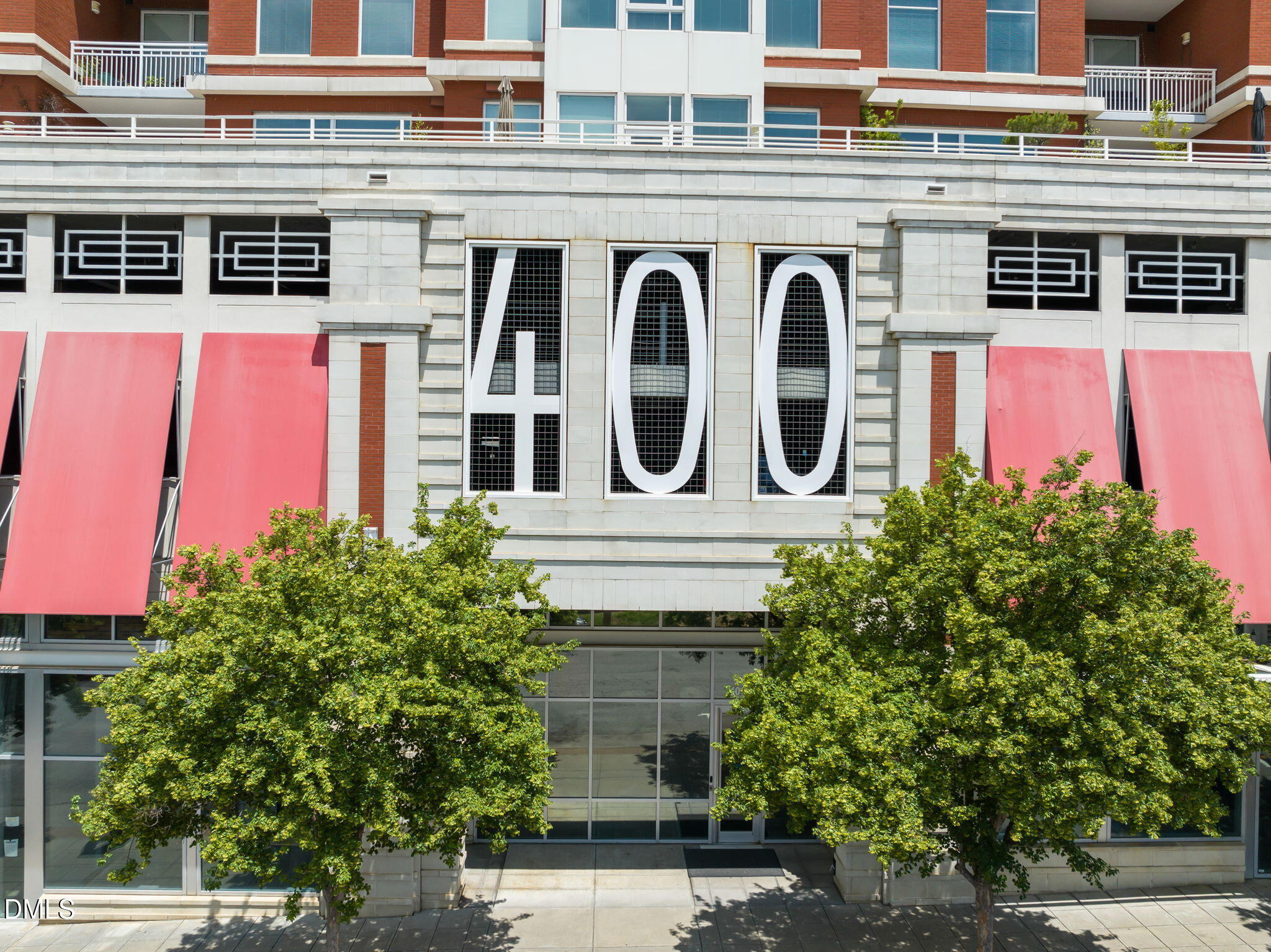 400 West North Street, Unit 1218 Raleigh, NC 27603 - Photo 2 of 41 front view of a building
