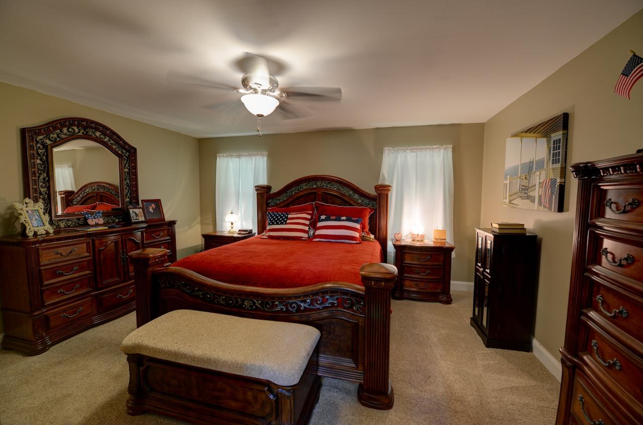 870 Rhea County Highway Dayton, TN 37321 - Photo 14 of 38 14-Master Bed