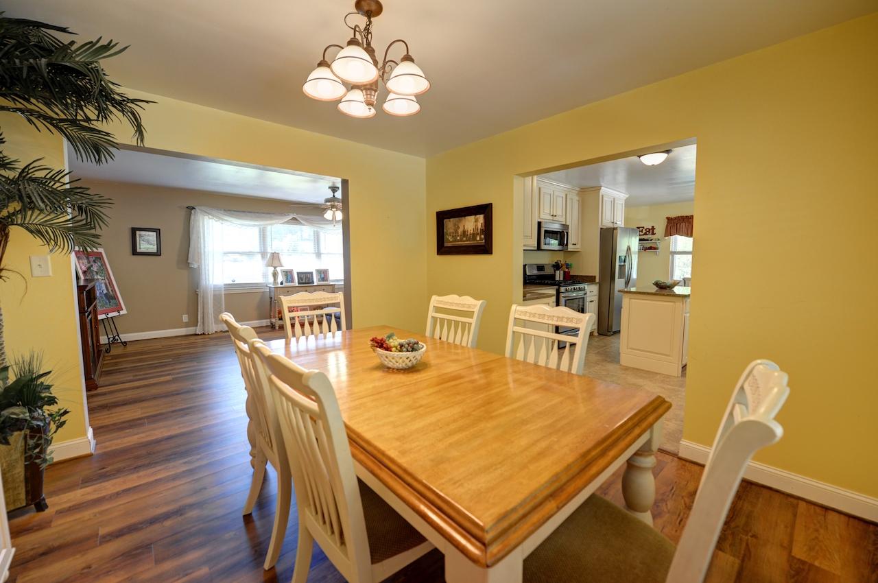 870 Rhea County Highway Dayton, TN 37321 - Photo 8 of 38 8-Dining