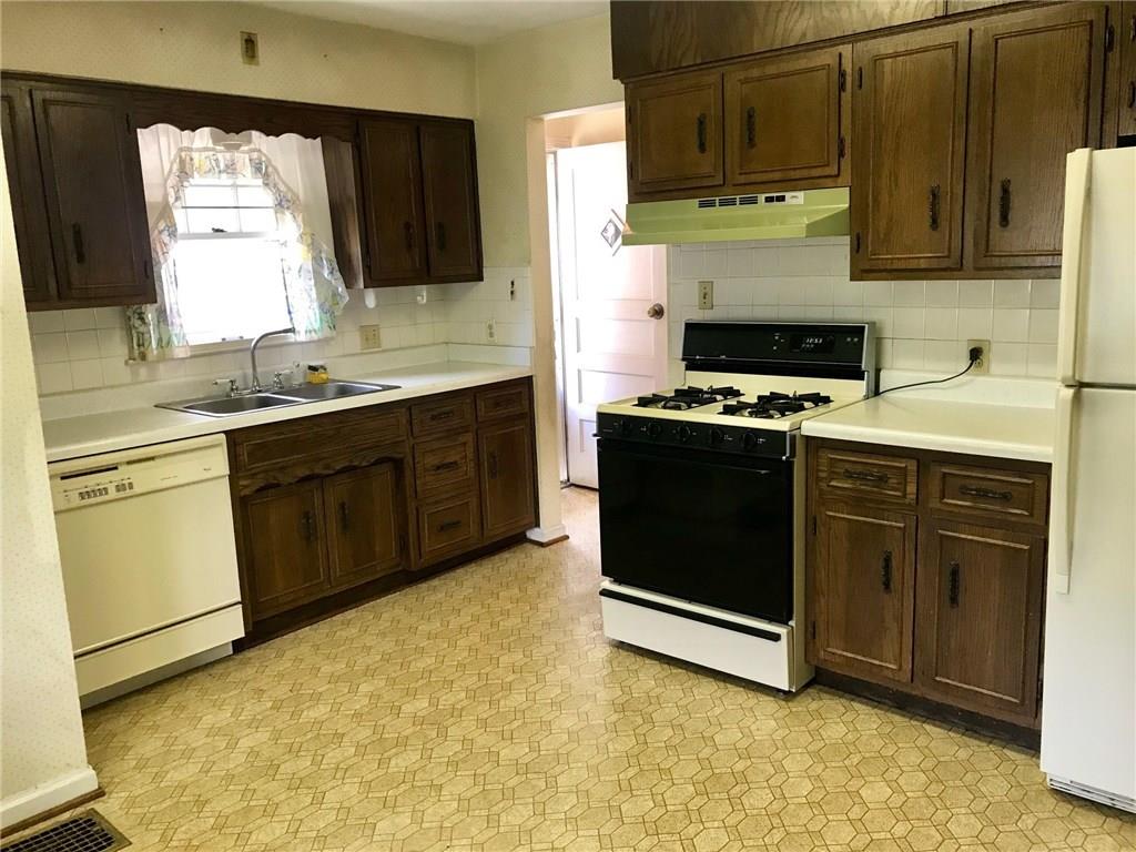 4739 Brookville Road Indianapolis, IN 46201 - Photo 14 of 37 Gallery Image 14