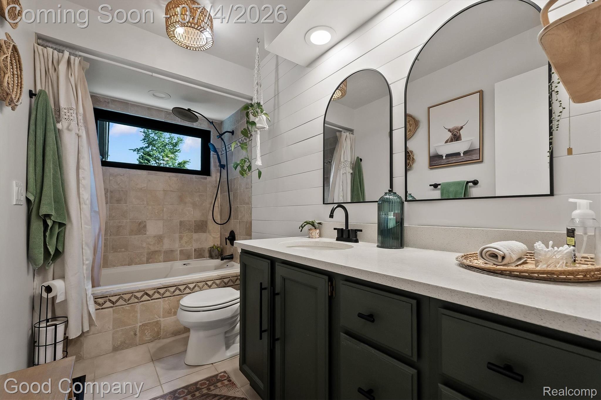 141 Nesbit Lane Rochester, MI 48309 - Photo 34 of 47 31-Nesbit -25.jpg