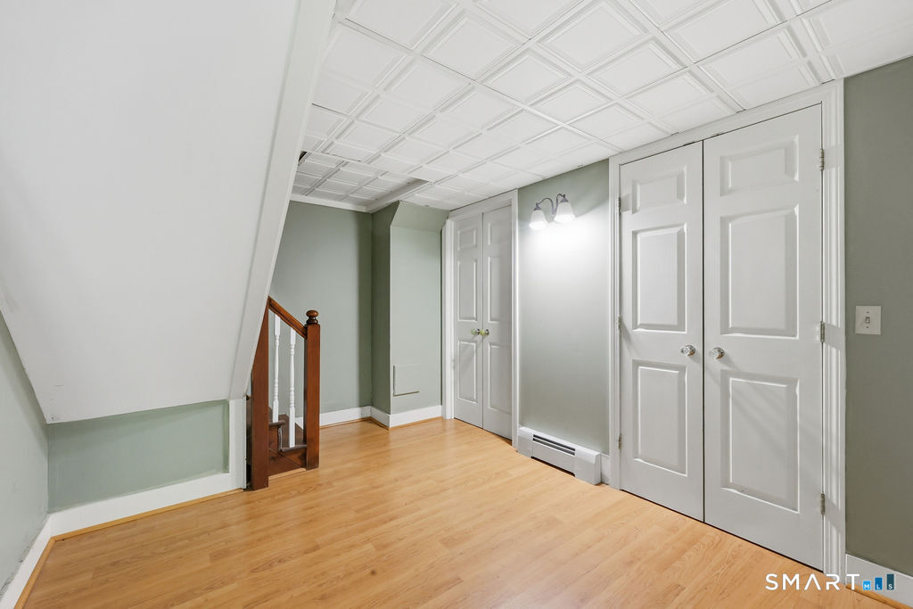 8 Penwood Road Bloomfield, CT 06002 - Photo 30 of 35