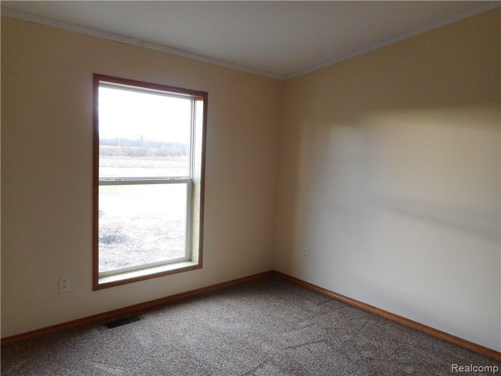 6819 Brown School Road North Branch, MI 48461 - Photo 11 of 15 Bed4.JPG