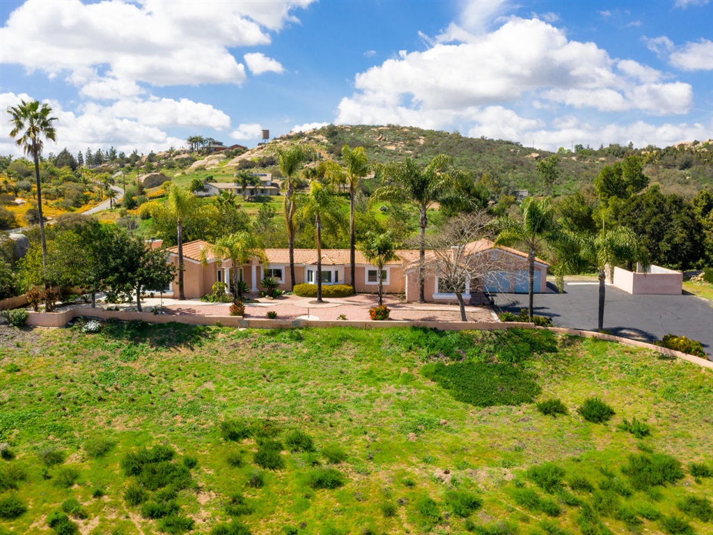 30254 Anthony Road Valley Center, CA 92082 - Photo 23 of 25