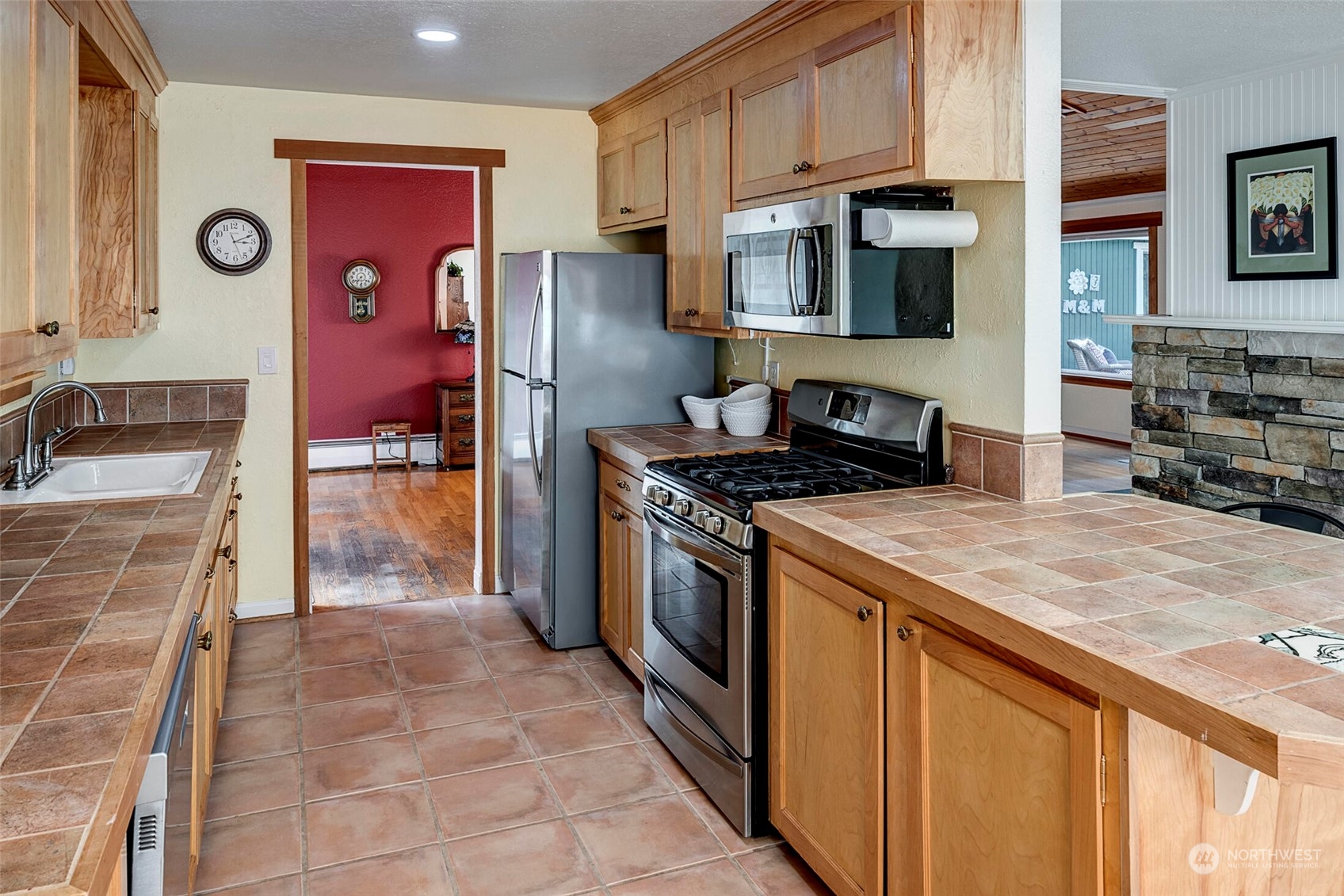 19676 Southeast 150th Street Renton, WA 98059 - Photo 11 of 34 Gallery Image 11