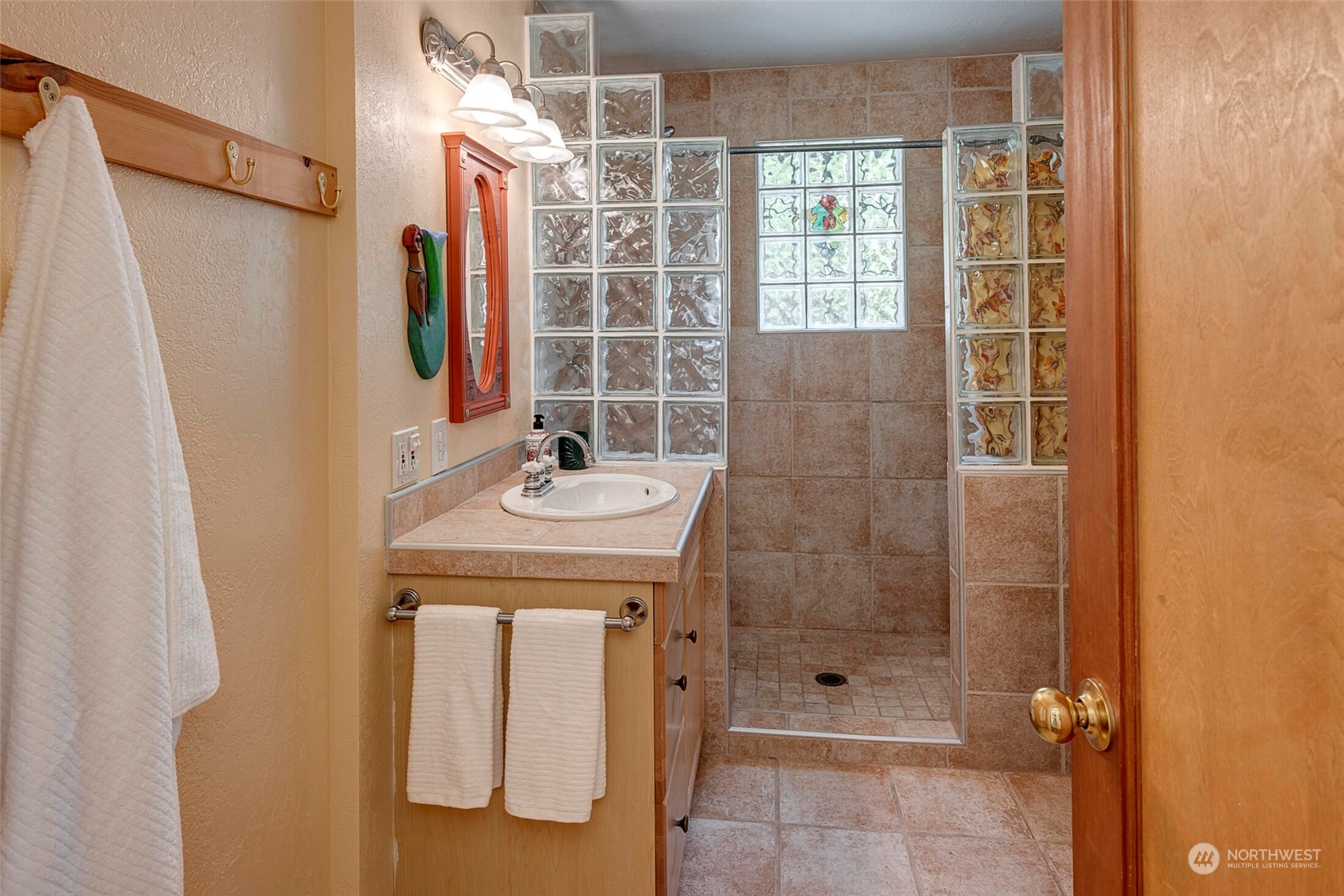 19676 Southeast 150th Street Renton, WA 98059 - Photo 21 of 34 Gallery Image 21