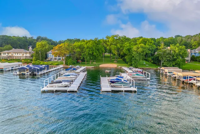 $874,999 | N2335 Main Road, Linn, WI 53147