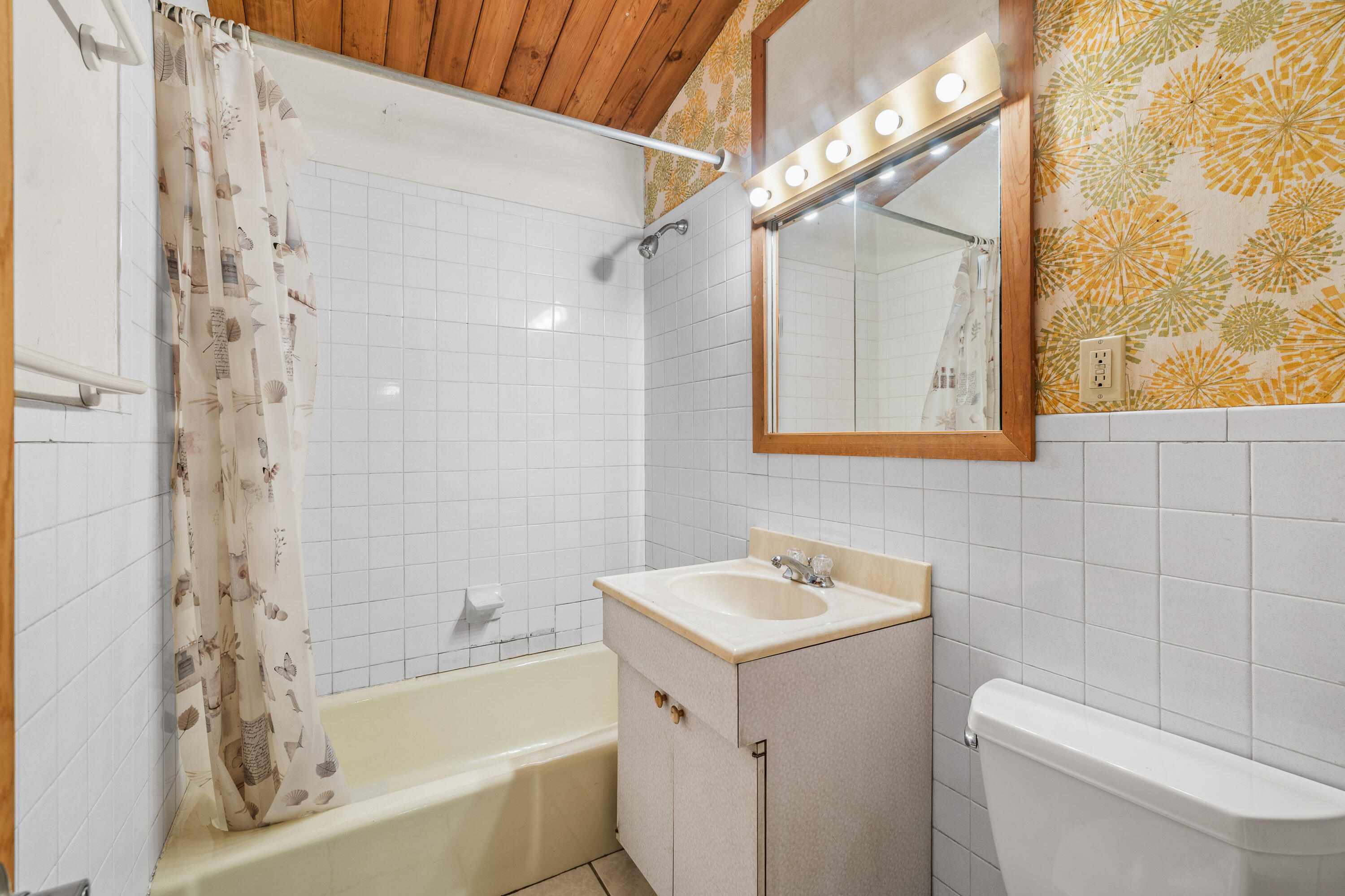 N2335 Main Road Linn, WI 53147 - Photo 9 of 20 12 (1)