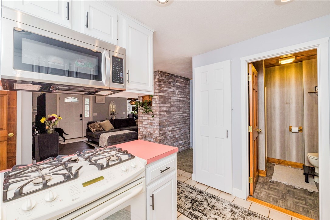 235 Lippitt Avenue Cranston, RI 02921 - Photo 20 of 30