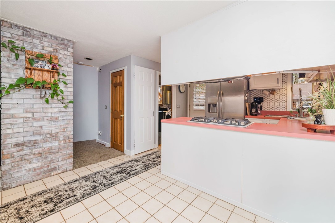 235 Lippitt Avenue Cranston, RI 02921 - Photo 22 of 30