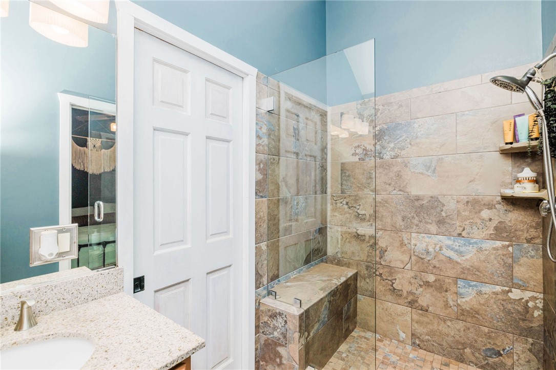 235 Lippitt Avenue Cranston, RI 02921 - Photo 27 of 30