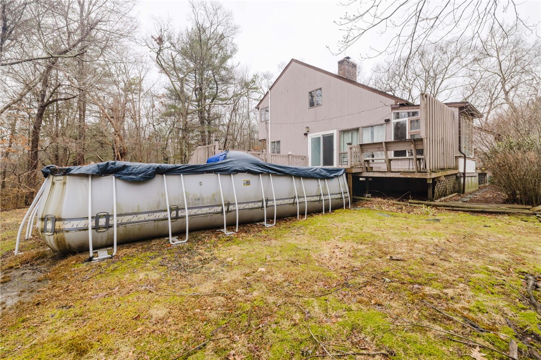 235 Lippitt Avenue Cranston, RI 02921 - Photo 3 of 30