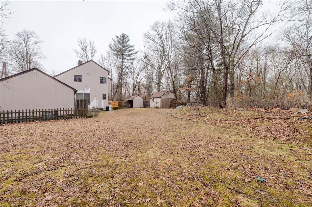 235 Lippitt Avenue Cranston, RI 02921 - Photo 6 of 30