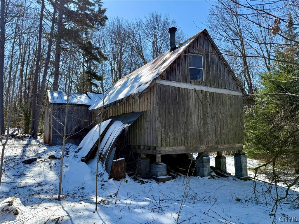 254 California Road Ohio, NY 13324 - Photo 11 of 26 Right Side of the camp
