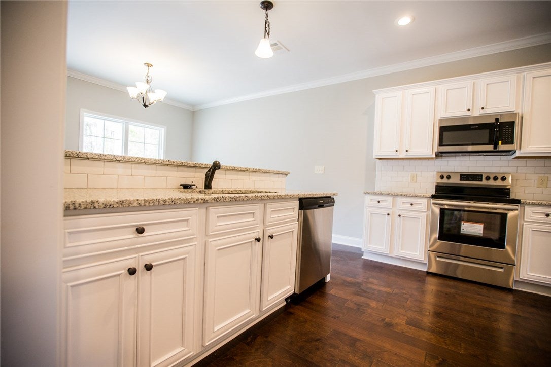 2126 Autumn Ridge Way Auburn, AL 36879 - Photo 4 of 41 Gallery Image 4