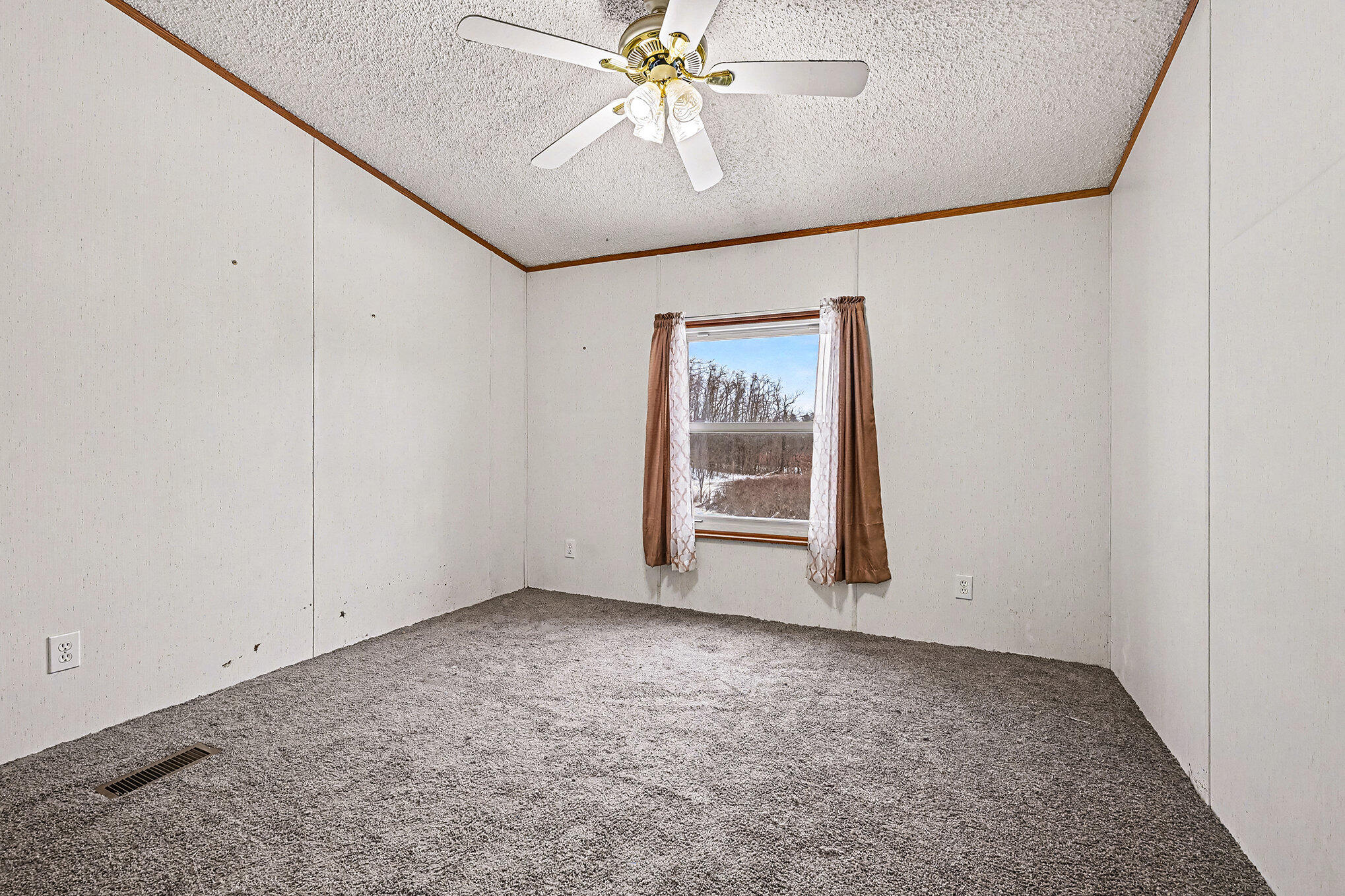 68854 34th Avenue Covert, MI 49043 - Photo 18 of 40 017_file_140