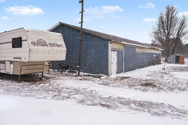 $324,900 | 68854 34th Avenue, Covert, MI 49043