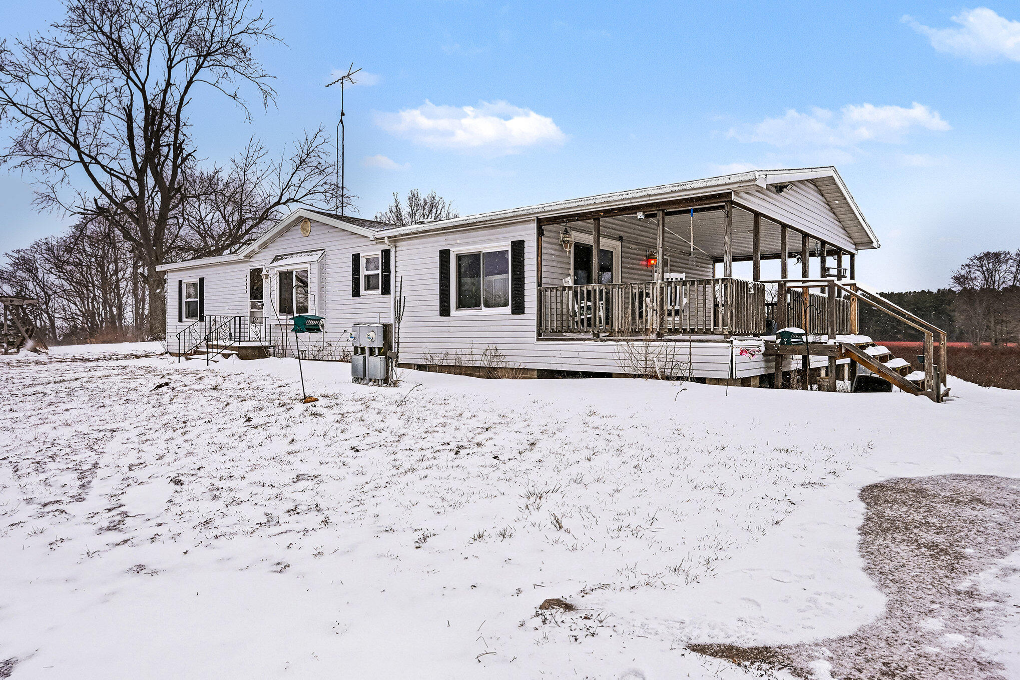 68854 34th Avenue Covert, MI 49043 - Photo 25 of 40 024_file_688