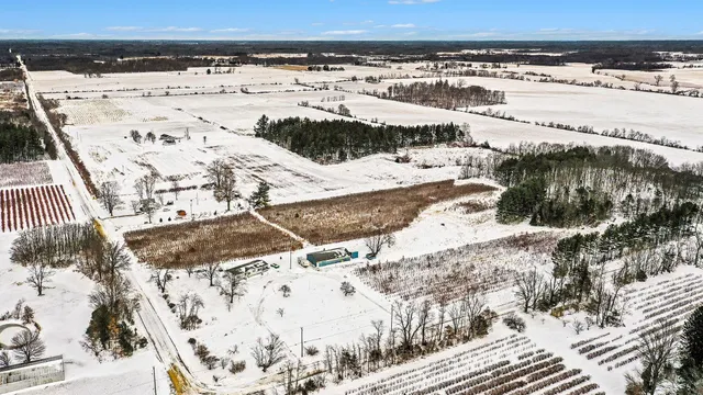 $324,900 | 68854 34th Avenue, Covert, MI 49043