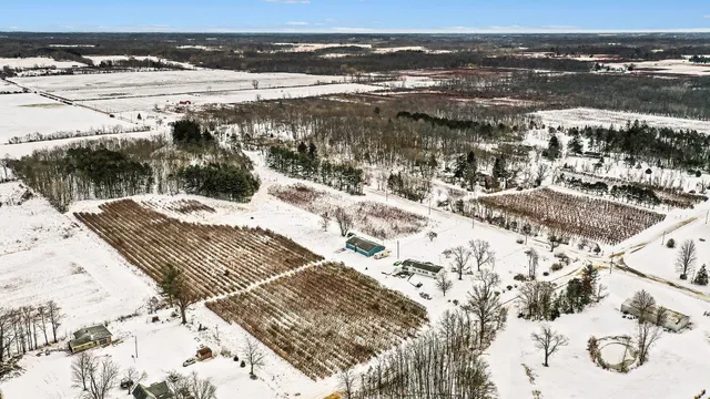 $324,900 | 68854 34th Avenue, Covert, MI 49043