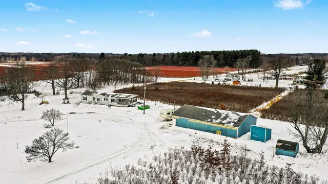 $324,900 | 68854 34th Avenue, Covert, MI 49043