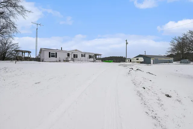 $324,900 | 68854 34th Avenue, Covert, MI 49043