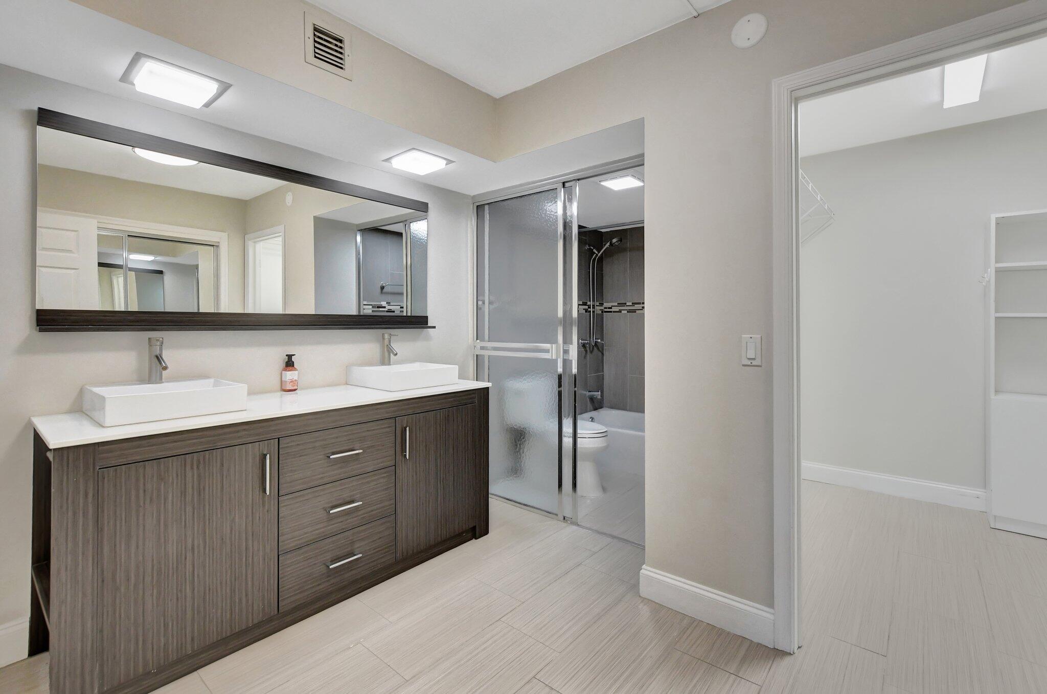 800 East Camino, Unit 4110 Boca Raton, FL 33432 - Photo 12 of 41 15-web-or-mls-DSC_0926