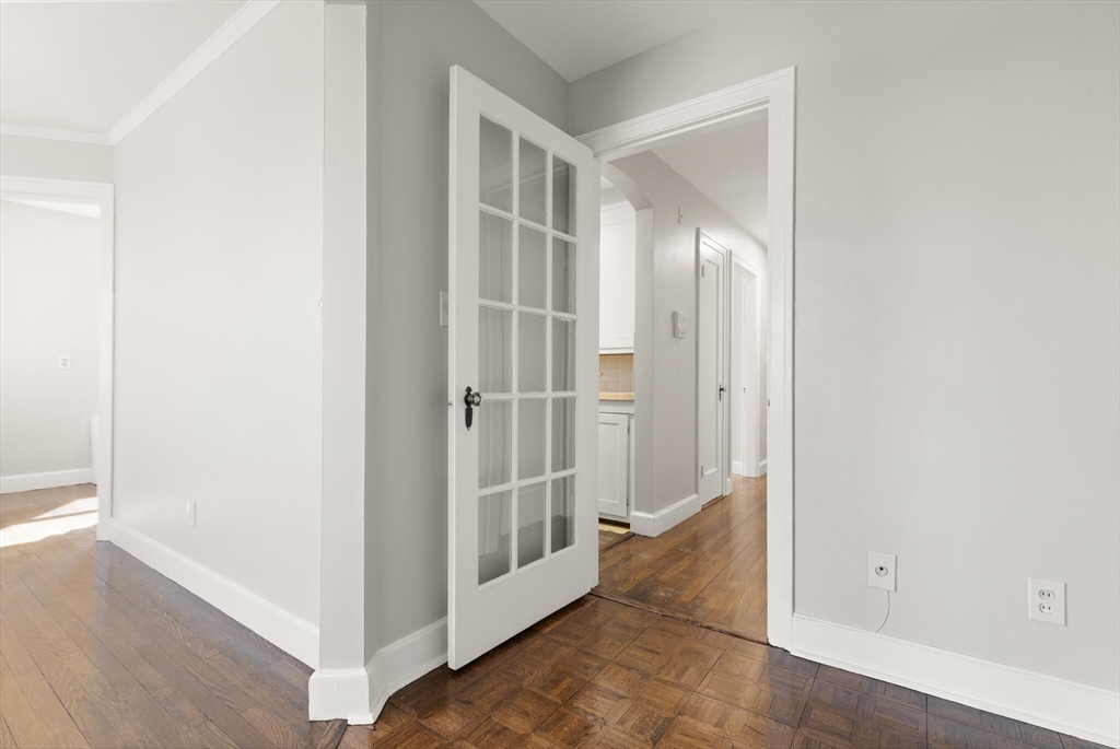31 Chestnut Street, Unit 5 Worcester, MA 01609 - Photo 5 of 14